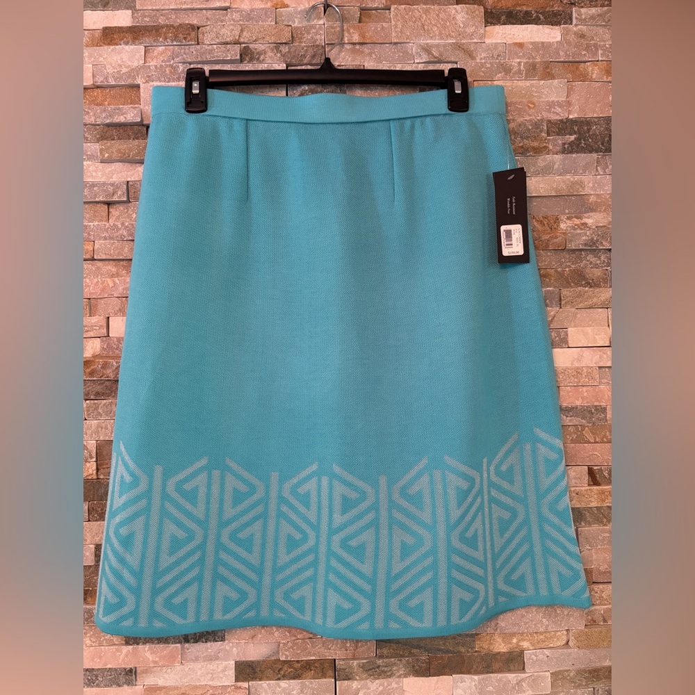 Misook Teal Geometric Skirt